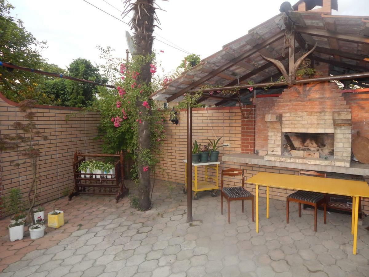Hotel My House Batumi Exterior foto